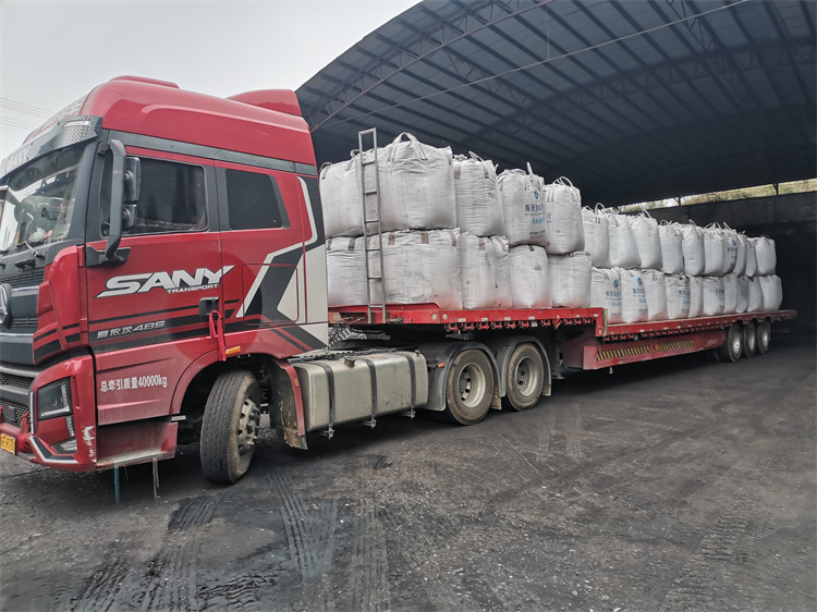 云南硅粉生产厂家：深耕技术与合规，赋能多行业发展