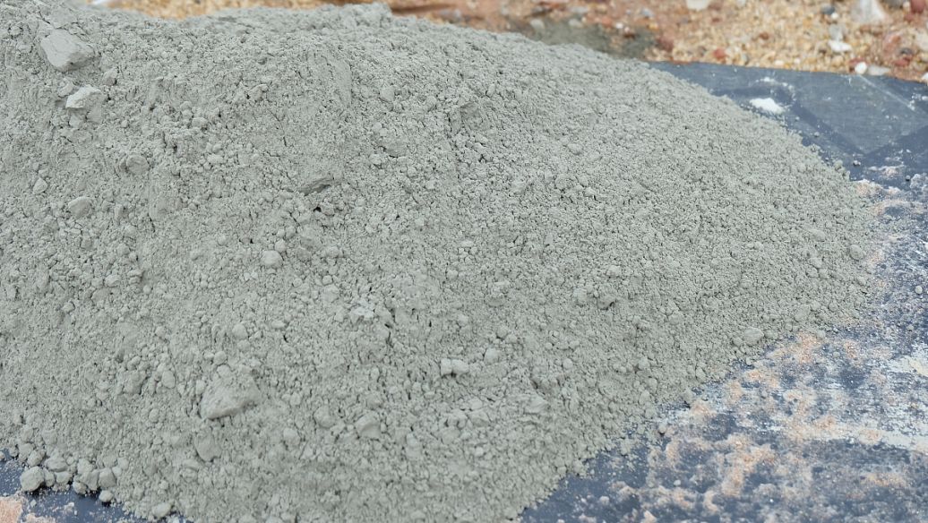 云南遵义硅灰微硅粉对灌浆料的影响